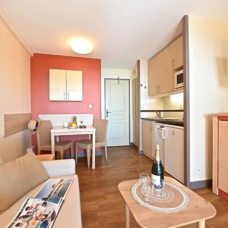 Apartment Le Village - E1 208 By Interhome *