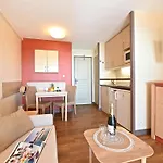 Διαμέρισμα Le Village - E1 208 By Interhome *