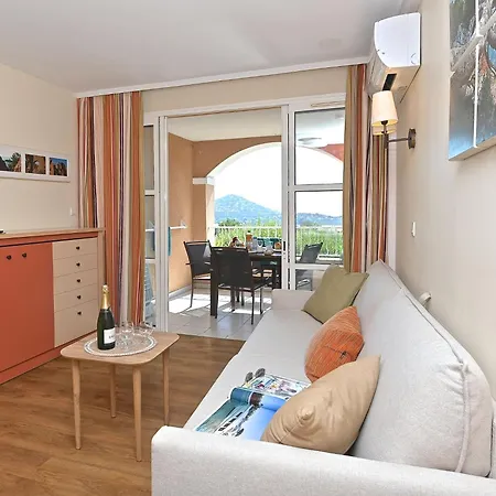 Village Cap Esterel - Le Village-9 By Interhome