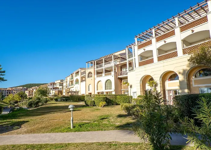 Apartment Le Village - E1 208 By Interhome