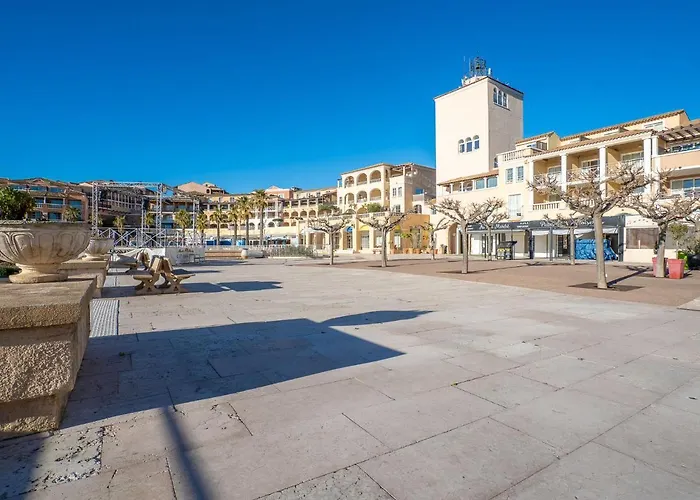 Le Village - E1 208 By Interhome * Saint-Raphaël